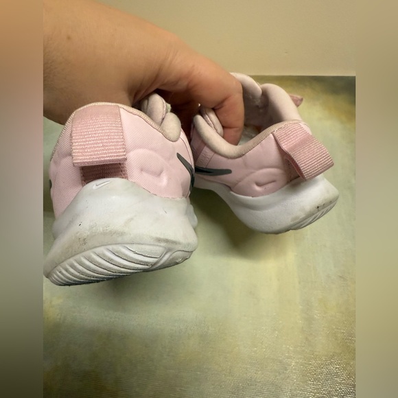 Toddler  sneakers shoes 7,5. 8 - Picture 8 of 12